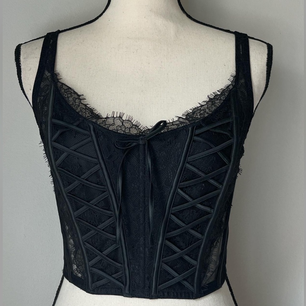 Victoria Secret Dream Angels Black lace corset top Medium DD with bow detail